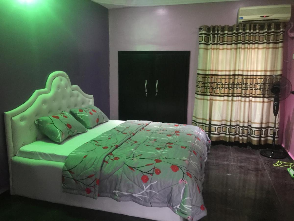 Juicebox B&B Lagos Exterior photo