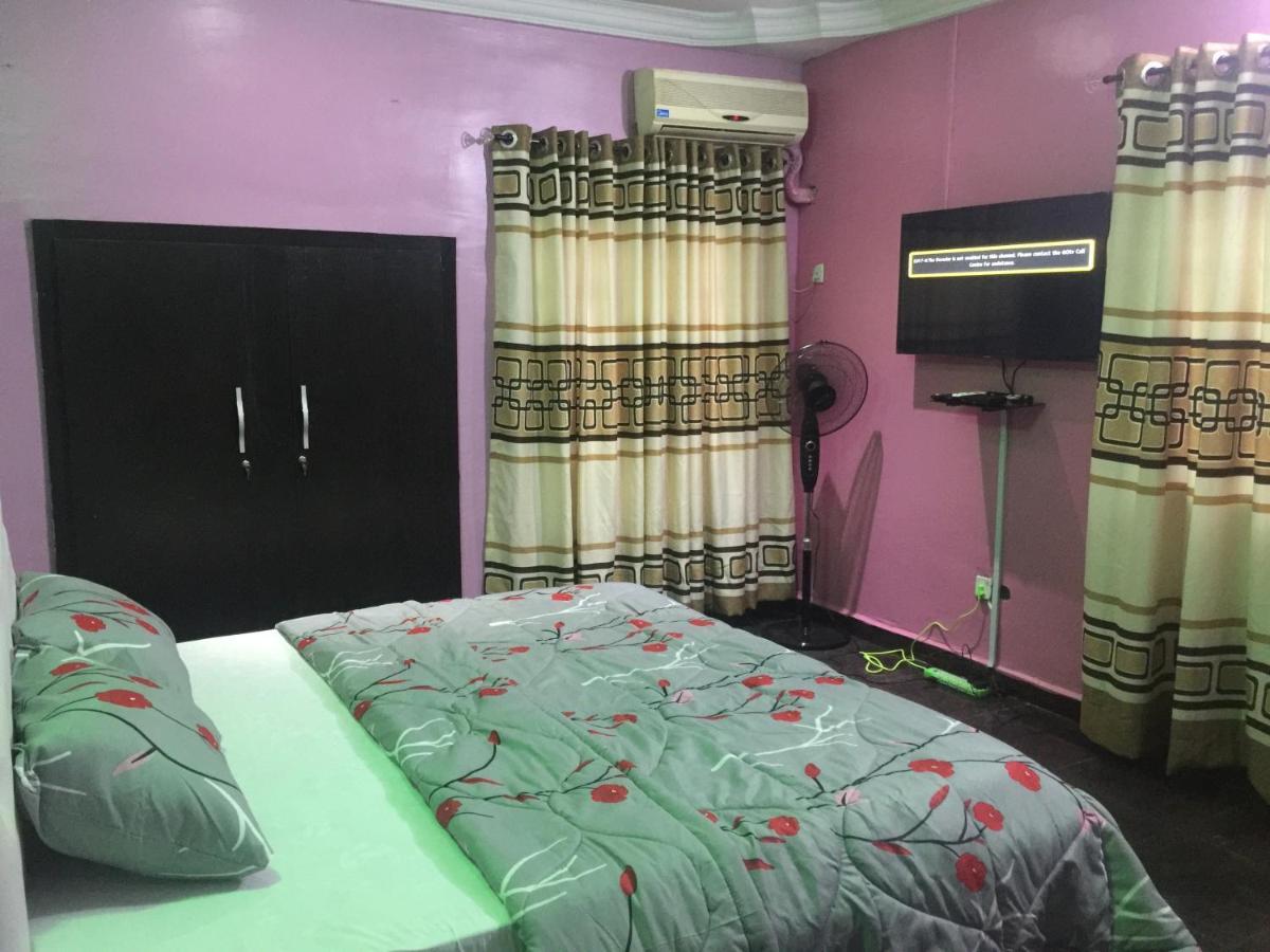 Juicebox B&B Lagos Exterior photo
