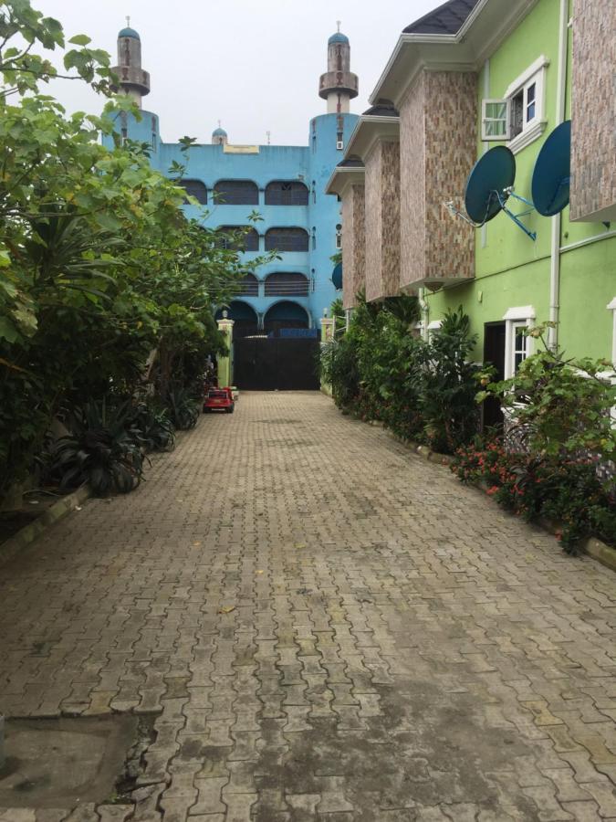 Juicebox B&B Lagos Exterior photo