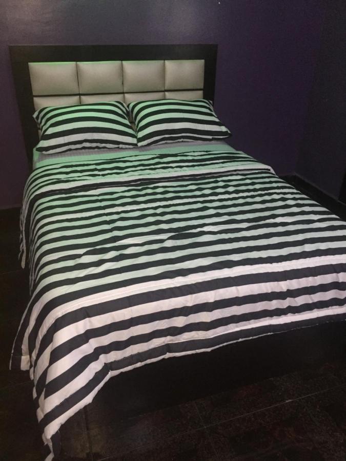 Juicebox B&B Lagos Exterior photo
