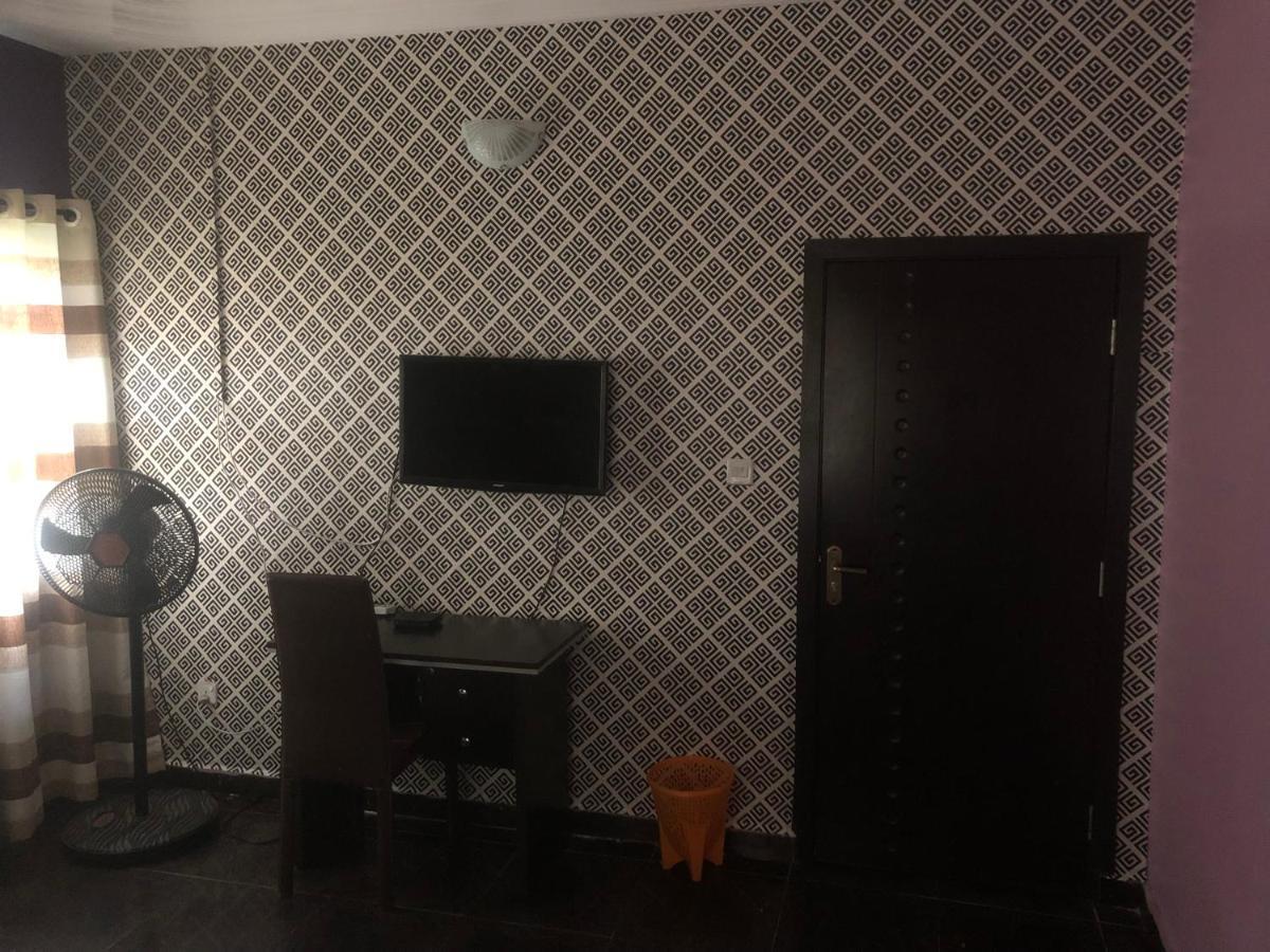 Juicebox B&B Lagos Exterior photo