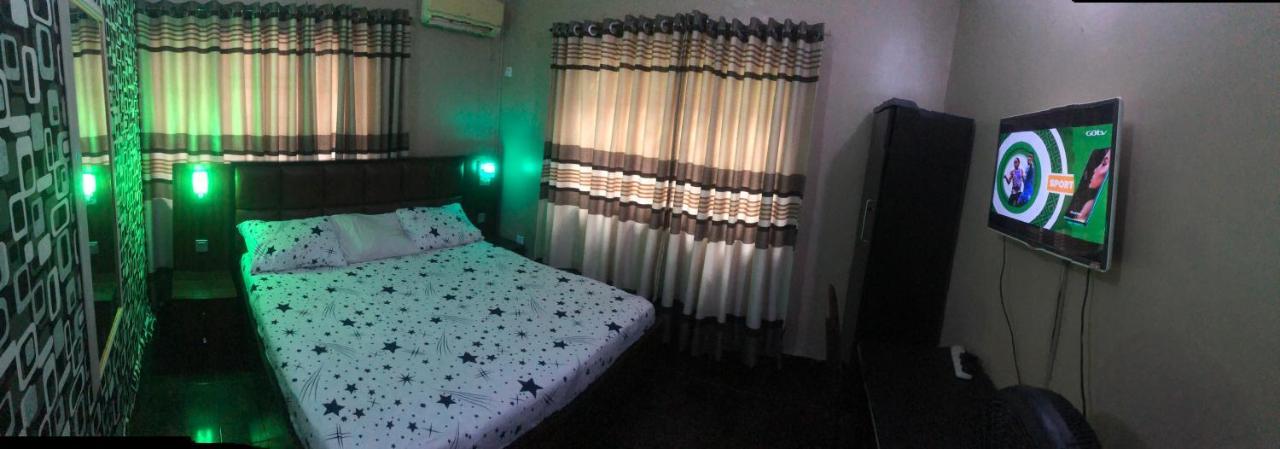 Juicebox B&B Lagos Exterior photo
