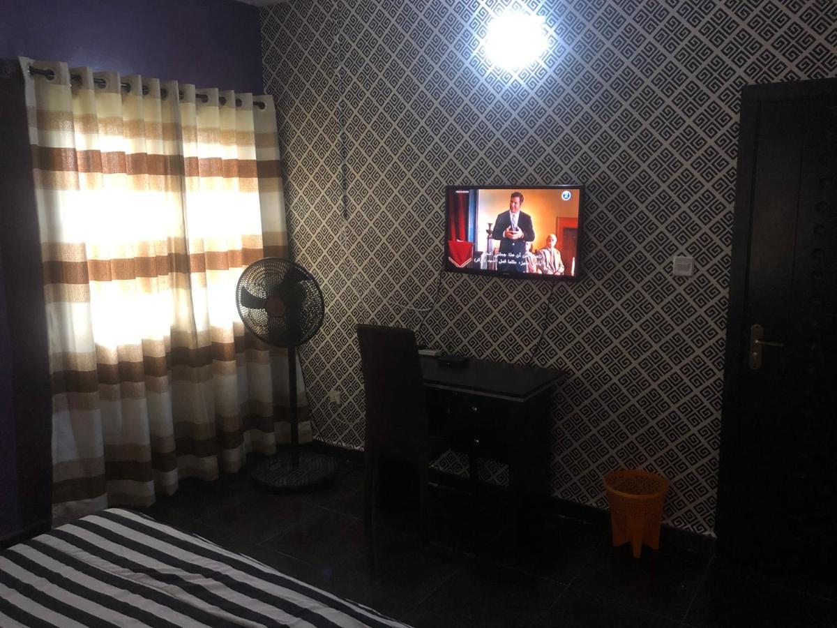 Juicebox B&B Lagos Exterior photo