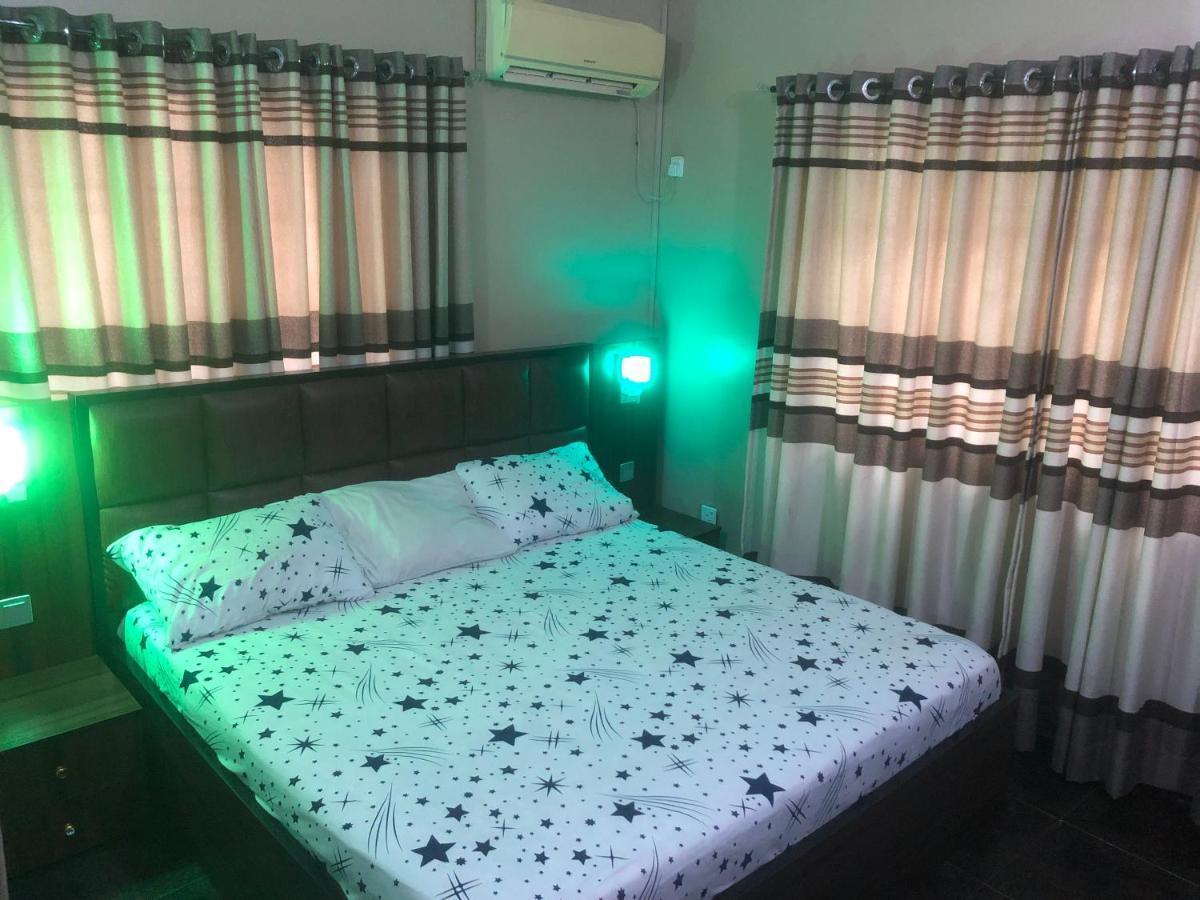Juicebox B&B Lagos Exterior photo
