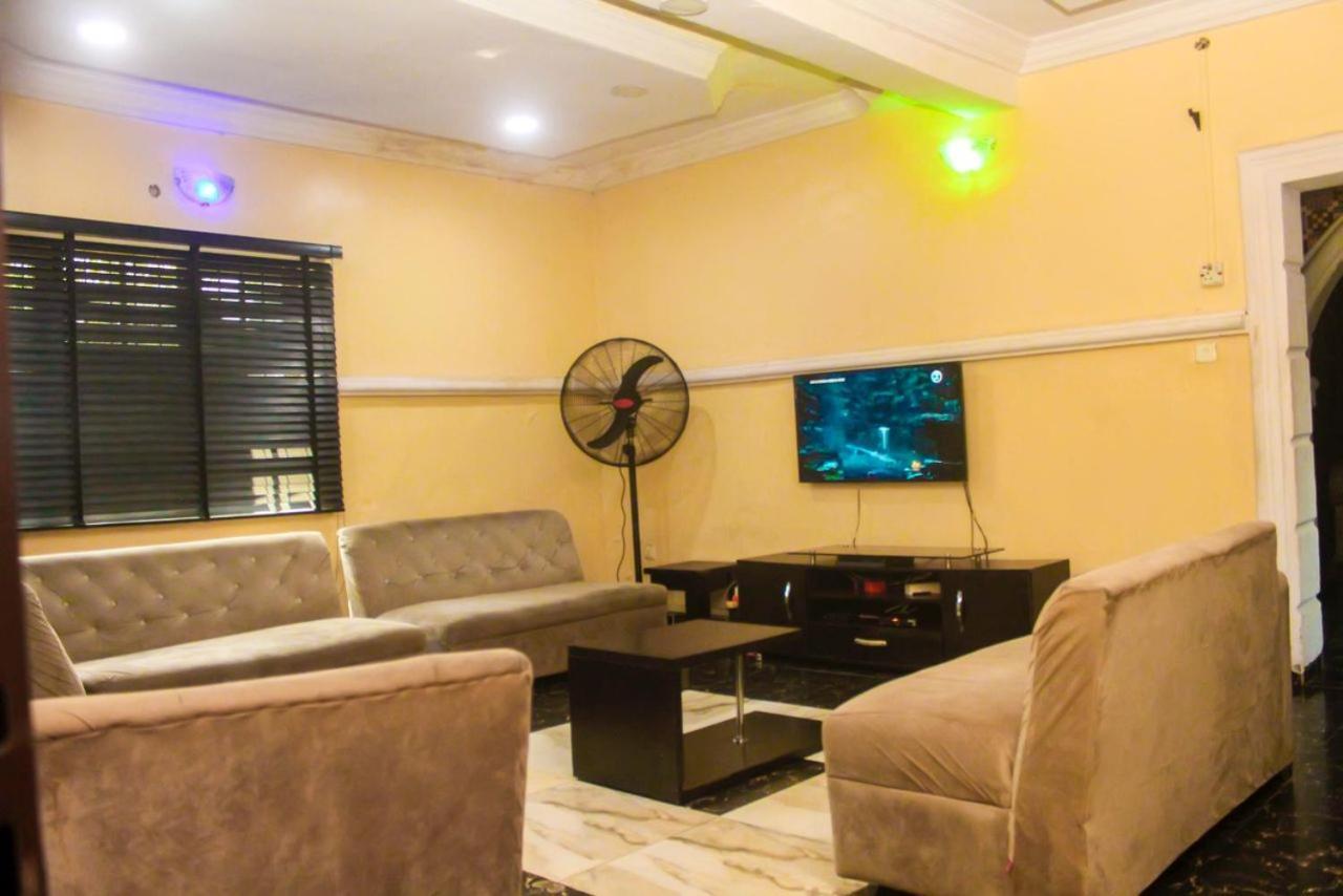 Juicebox B&B Lagos Exterior photo
